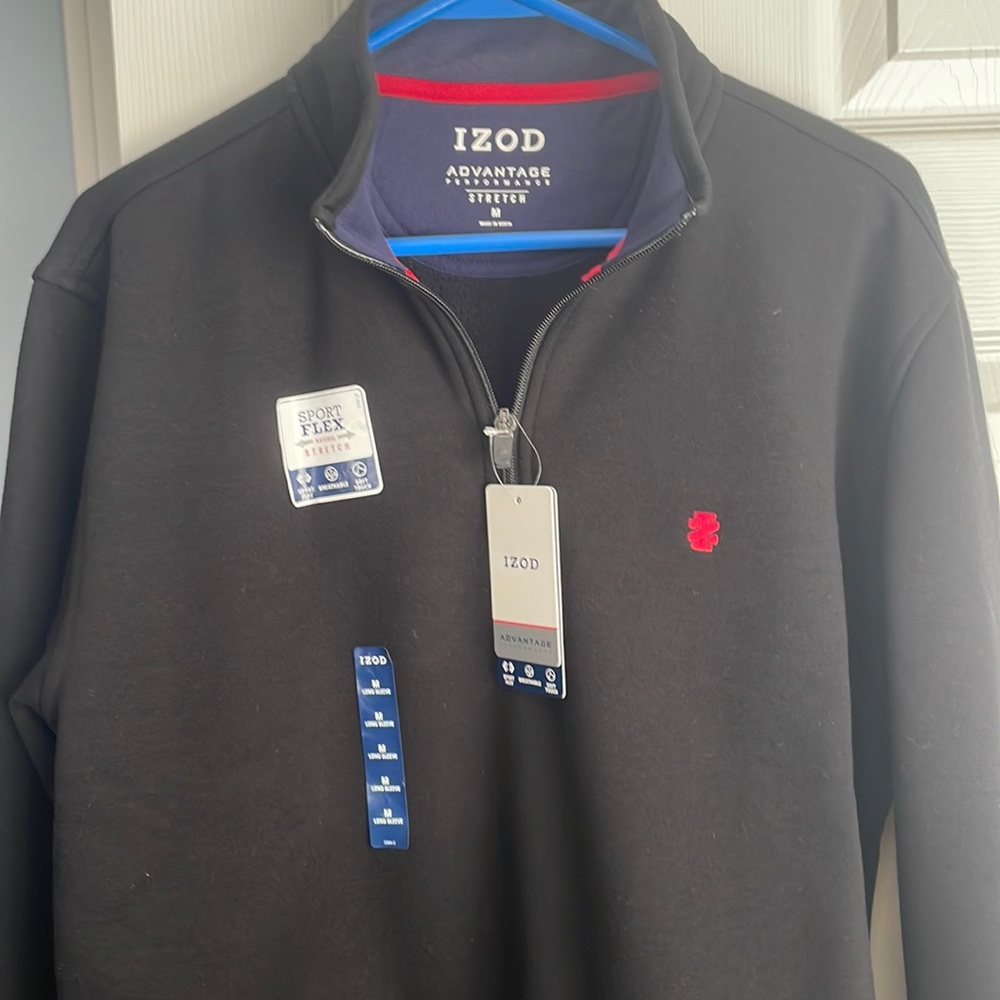 Mens Izod Black with red logo pullover. Sport flex fleece jacket.